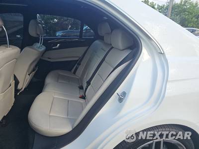 2014 Mercedes-Benz E 350 Sedan - zdjęcie 13 z 28 - miniatura