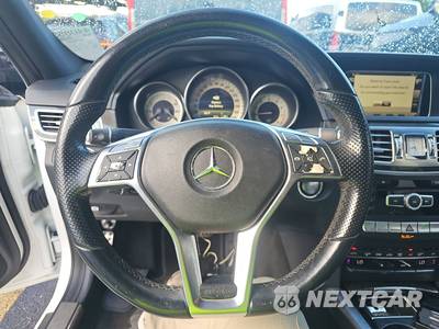 2014 Mercedes-Benz E 350 Sedan - zdjęcie 10 z 28 - miniatura