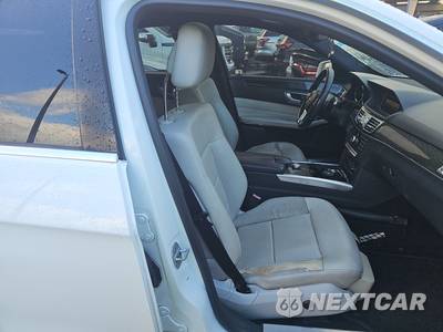 2014 Mercedes-Benz E 350 Sedan - zdjęcie 8 z 28 - miniatura