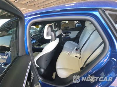 2025 Mercedes-Benz GLC 300 4MATIC - zdjęcie 13 z 24 - miniatura