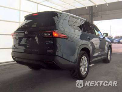 2025 Toyota Grand Highlander XLE - zdjęcie 4 z 26 - miniatura