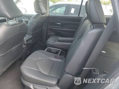 2025 Toyota Grand Highlander XLE - zdjęcie 13 z 29 - miniatura