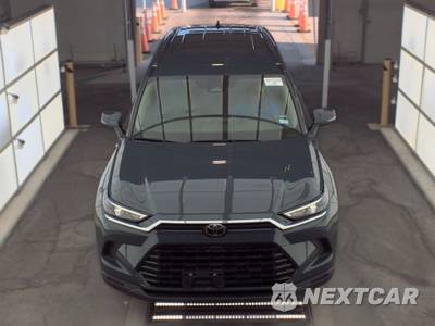 2025 Toyota Grand Highlander XLE - zdjęcie 2 z 26 - miniatura