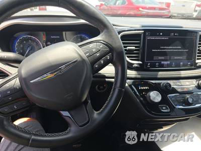 2021 Chrysler Pacifica Touring 121.6" WB - zdjęcie 11 z 30 - miniatura