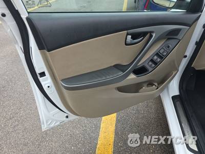2015 Hyundai Elantra Limited Sedan - zdjęcie 9 z 34 - miniatura