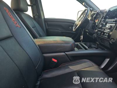 2024 Nissan TITAN XD PRO-4X Crew Cab Medium Bed - zdjęcie 8 z 17 - miniatura