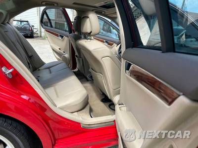 2010 Mercedes-Benz C 300 - zdjęcie 30 z 35 - miniatura