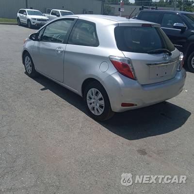 2012 Toyota Yaris LE Hatchback - zdjęcie 8 z 9 - miniatura