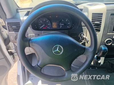 2012 Mercedes-Benz Sprinter 2500 Cargo Van High Roof 170.3" WB - zdjęcie 10 z 48 - miniatura