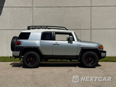 2007 Toyota FJ Cruiser w/Rear Doors - zdjęcie 8 z 31 - miniatura