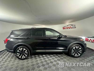 2026 Ford Explorer Platinum - zdjęcie 10 z 50 - miniatura