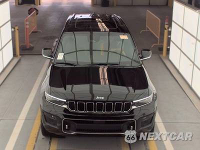 2023 Jeep Grand Cherokee Overland - zdjęcie 2 z 26 - miniatura