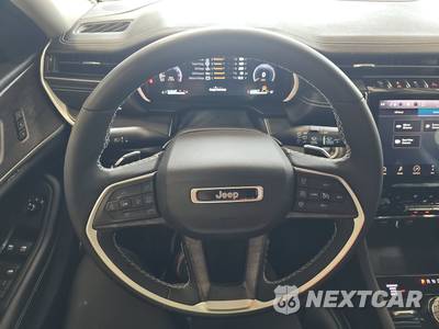 2023 Jeep Grand Cherokee Limited - zdjęcie 10 z 33 - miniatura