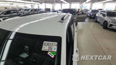 2023 Jeep Grand Cherokee Limited - zdjęcie 17 z 33 - miniatura