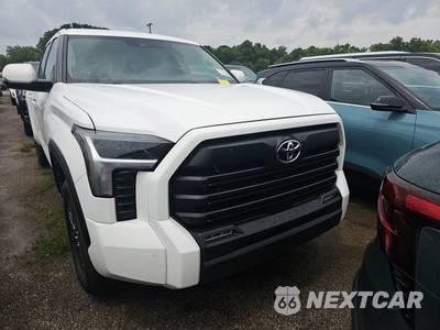 2023 Toyota Tundra SR5 Crew Cab Short Bed - zdjęcie 2 z 29 - miniatura