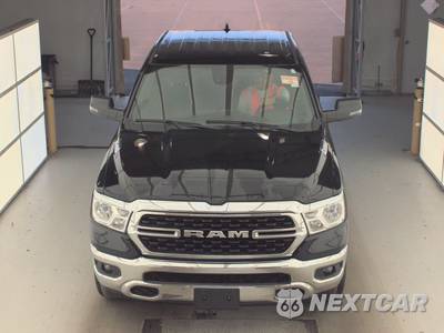2023 Ram 1500 Big Horn Crew Cab Short Bed - zdjęcie 2 z 27 - miniatura