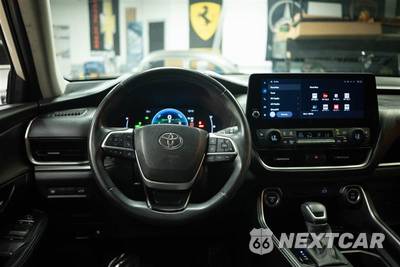 2024 Toyota Grand Highlander Hybrid XLE - zdjęcie 19 z 33 - miniatura