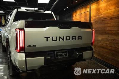 2024 Toyota Tundra Platinum Crew Cab Short Bed - zdjęcie 6 z 28 - miniatura