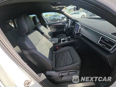 2025 Volkswagen Atlas Cross Sport 2.0T SE w/Technology - zdjęcie 8 z 24 - miniatura