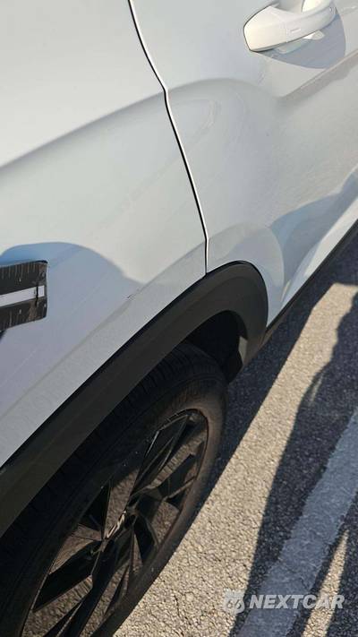 2025 Volkswagen Atlas Cross Sport 2.0T SE w/Technology - zdjęcie 23 z 24 - miniatura