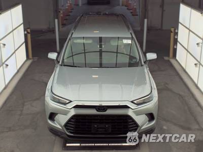 2025 Toyota Grand Highlander XLE - zdjęcie 2 z 25 - miniatura