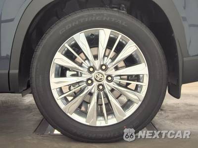2026 Toyota Grand Highlander Platinum - zdjęcie 12 z 26 - miniatura