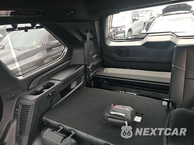2026 Toyota Sequoia Limited - zdjęcie 23 z 27 - miniatura