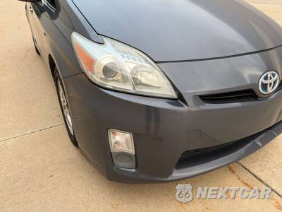 2010 Toyota Prius III - zdjęcie 4 z 70 - miniatura