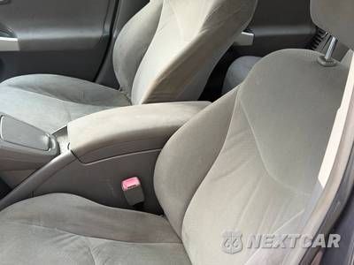 2010 Toyota Prius III - zdjęcie 41 z 70 - miniatura