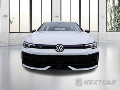 2026 Volkswagen Golf R - zdjęcie 8 z 38 - miniatura