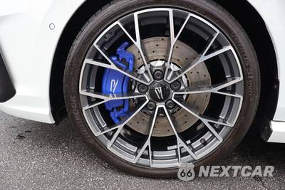 2026 Volkswagen Golf R - zdjęcie 9 z 38 - miniatura
