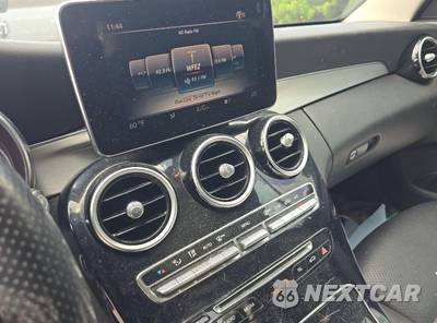 2016 Mercedes-Benz C 300 - zdjęcie 5 z 12 - miniatura
