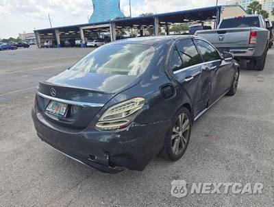 2016 Mercedes-Benz C 300 - zdjęcie 9 z 12 - miniatura