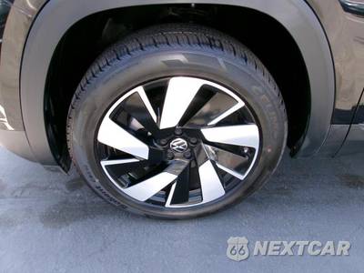 2025 Volkswagen Atlas Cross Sport 2.0T SE w/Technology - zdjęcie 18 z 25 - miniatura