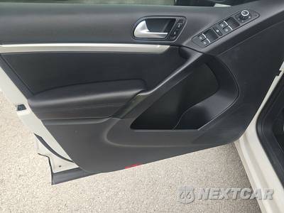 2013 Volkswagen Tiguan S - zdjęcie 9 z 20 - miniatura