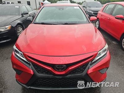 2020 Toyota Camry SE - zdjęcie 2 z 26 - miniatura