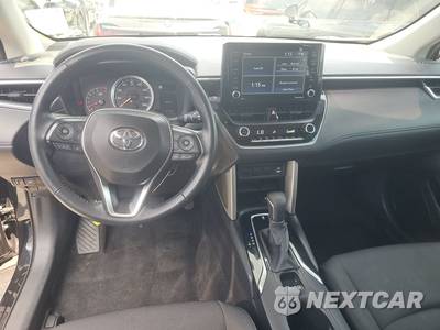 2022 Toyota Corolla Cross LE - zdjęcie 11 z 19 - miniatura
