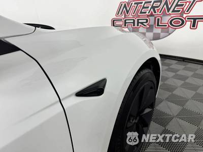 2025 Tesla Model 3 - zdjęcie 32 z 47 - miniatura