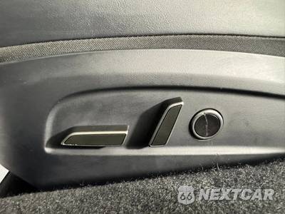 2025 Tesla Model 3 - zdjęcie 34 z 47 - miniatura