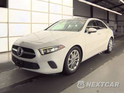 2021 Mercedes-Benz A 220 - zdjęcie 1 z 26 - miniatura