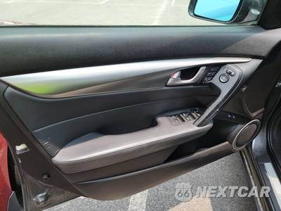 2010 Acura TL w/Technology Pkg - zdjęcie 9 z 30 - miniatura