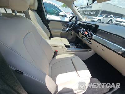 2021 Mercedes-Benz GLB 250 - zdjęcie 8 z 20 - miniatura