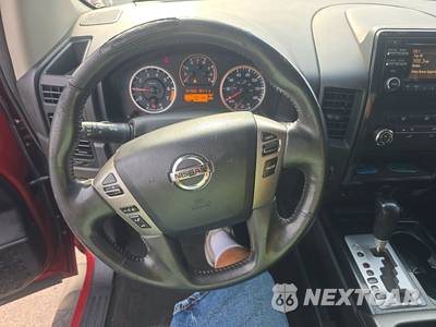 2014 Nissan TITAN SV Crew Cab Short Bed - zdjęcie 10 z 18 - miniatura