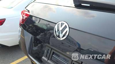 2018 Volkswagen Tiguan SE - zdjęcie 29 z 37 - miniatura