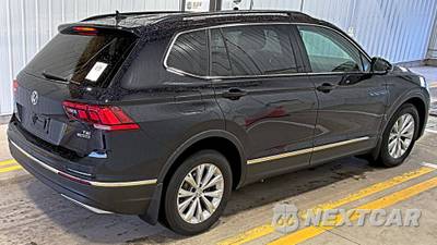 2018 Volkswagen Tiguan SE - zdjęcie 4 z 37 - miniatura