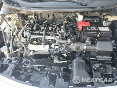 2021 Nissan Versa SV - zdjęcie 15 z 26 - miniatura