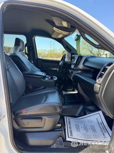 2024 Ram 2500 Tradesman Crew Cab Medium Bed - zdjęcie 33 z 50 - miniatura