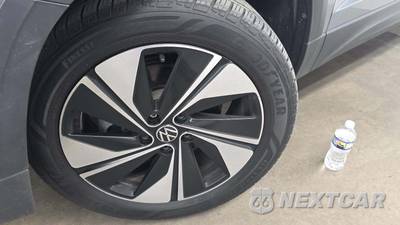 2023 Volkswagen Taos SE - zdjęcie 44 z 48 - miniatura