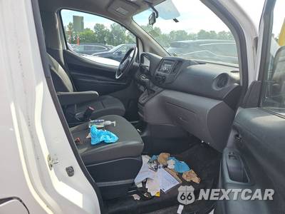 2016 Nissan NV200 Compact Cargo SV 115.2" WB - zdjęcie 8 z 25 - miniatura