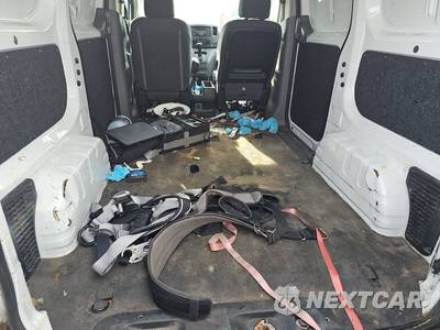 2016 Nissan NV200 Compact Cargo SV 115.2" WB - zdjęcie 15 z 25 - miniatura